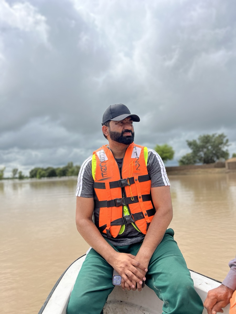 Flood Relief 2025 - Food distribution to families